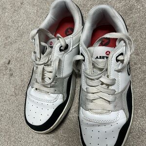 Airwalk Men's White and Black Sneakers